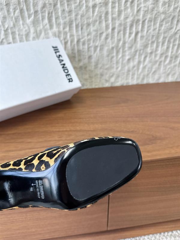 20251127171421138 340